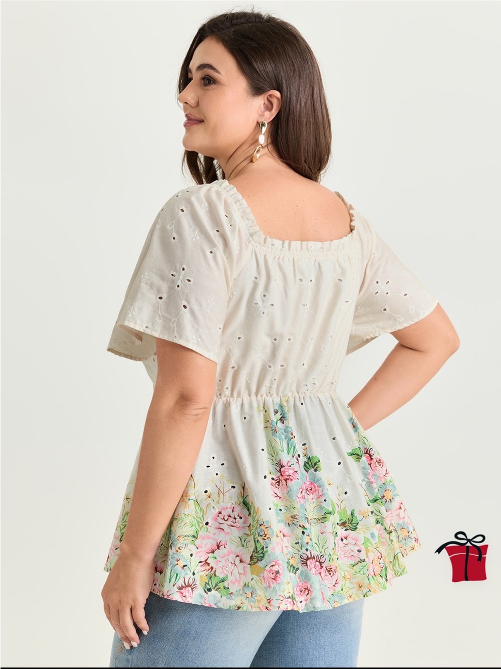 BloomChic Cotton Floral Textured Hem Blouse size 1X (14-16) - Picture 4 of 15